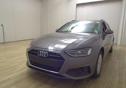 Audi A4, 2021
