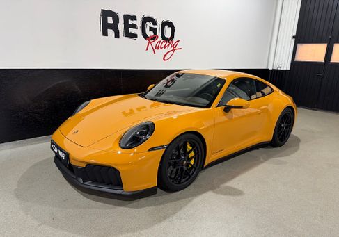 Porsche, 2025