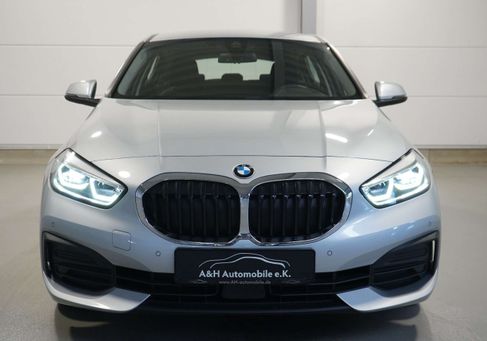 BMW 118, 2020