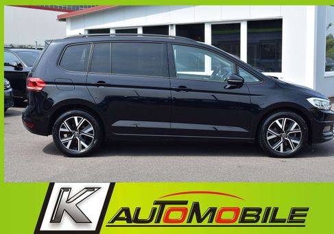 Volkswagen Touran, 2023 2