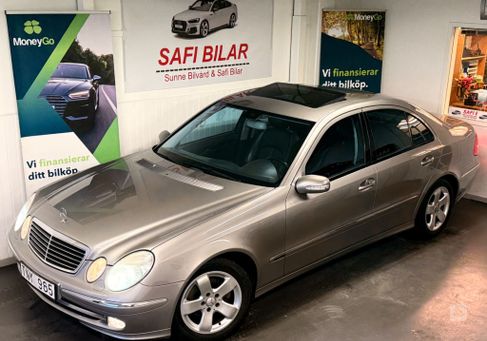 Mercedes-Benz E 240, 2003