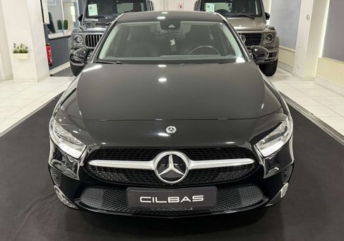 Mercedes-Benz A 180, 2021