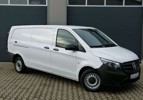 Mercedes-Benz Vito, 2023 3