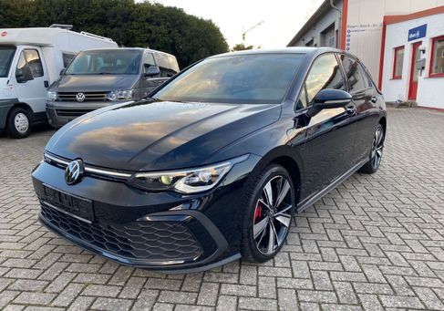 Volkswagen Golf, 2022