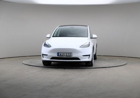 Tesla Model Y, 2023 3