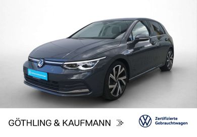 Volkswagen Golf, 2022