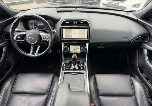 Jaguar XE, 2021