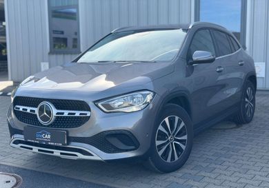 Mercedes-Benz GLA 200, 2021