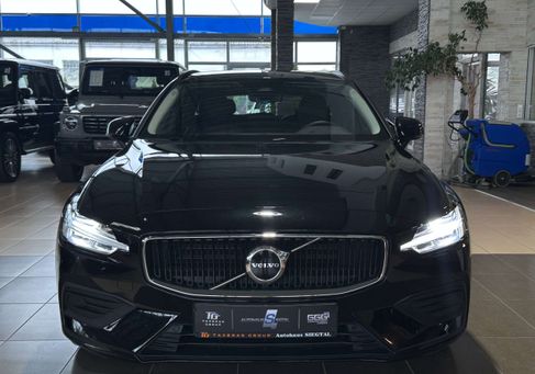 Volvo V60, 2025