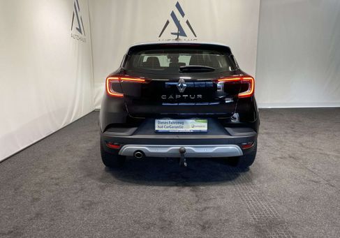Renault Captur, 2021 3
