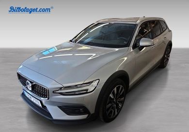 Volvo V60 Cross Country, 2024