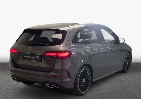 Mercedes-Benz B 180, 2024