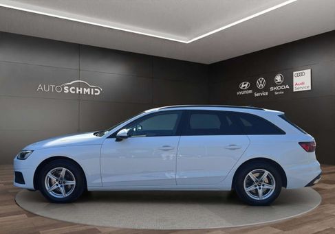 Audi A4, 2022