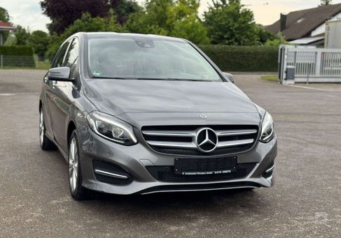 Mercedes-Benz B 180, 2018