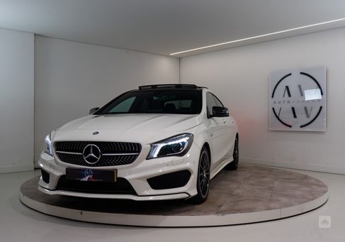 Mercedes-Benz CLA 180, 2015