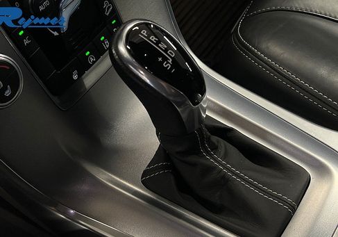 Volvo XC70, 2016