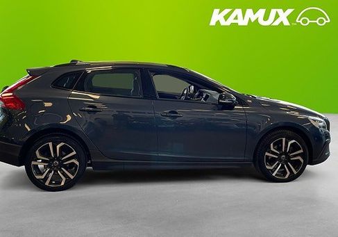 Volvo V40 Cross Country, 2017