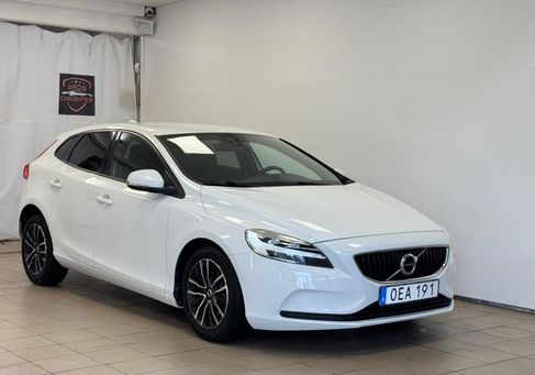 Volvo V40, 2017