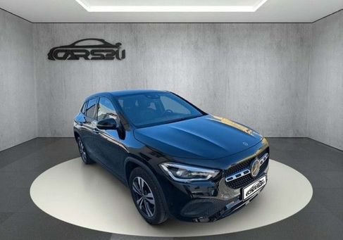Mercedes-Benz GLA 250, 2022