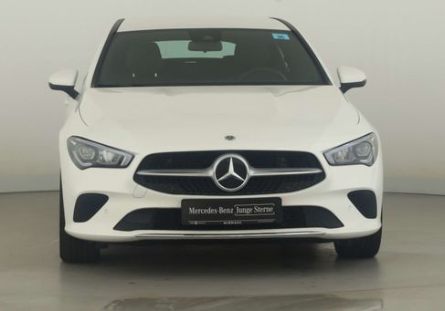 Mercedes-Benz CLA 200, 2023
