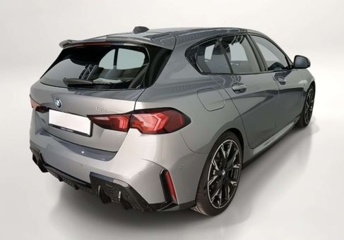 BMW 120, 2025