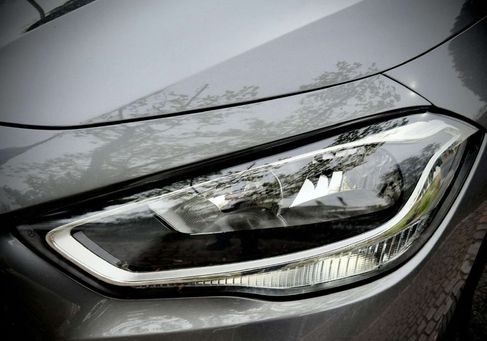 Mercedes-Benz GLA 200, 2021