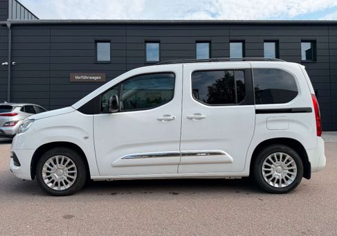 Toyota Proace, 2022