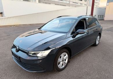Volkswagen Golf, 2022