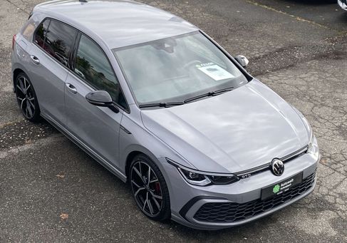 Volkswagen Golf, 2022