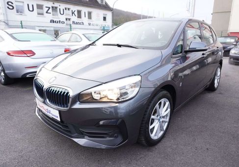 BMW 225, 2018 3
