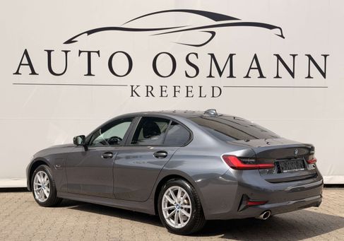 BMW 320, 2022