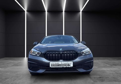BMW 116, 2020