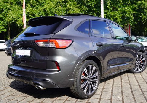 Ford Kuga, 2022