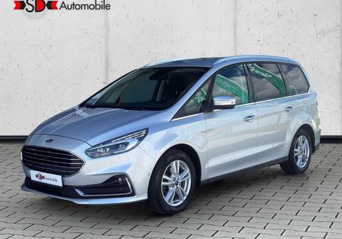 Ford Galaxy, 2022 3