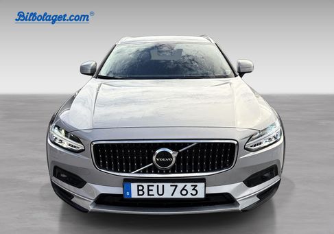 Volvo V90 Cross Country, 2024