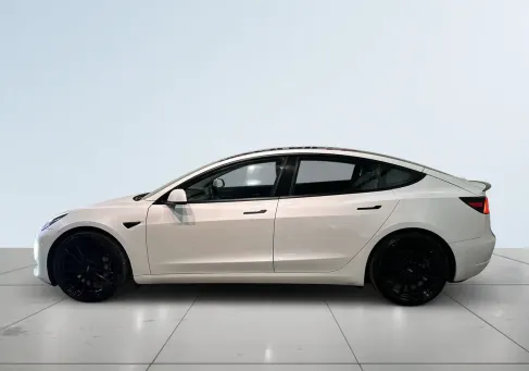 Tesla Model 3, 2021 3