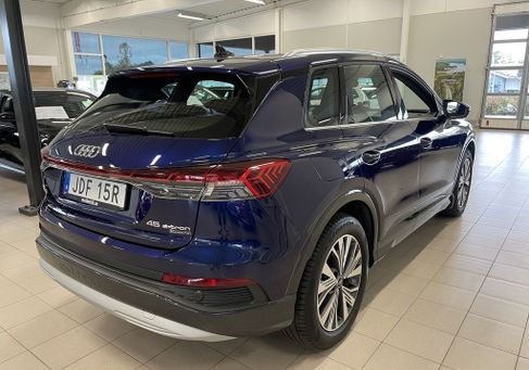Audi Q4, 2024 3