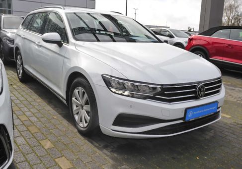 Volkswagen Passat Variant, 2024 3
