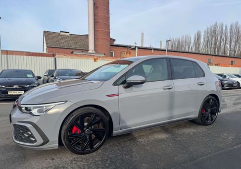 Volkswagen Golf, 2022