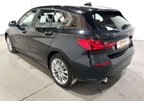 BMW 120, 2023