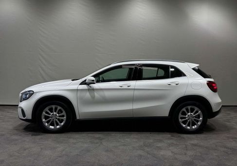 Mercedes-Benz GLA 180, 2019