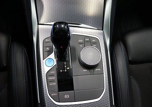 BMW i4, 2022