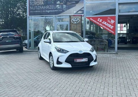 Toyota Yaris, 2024
