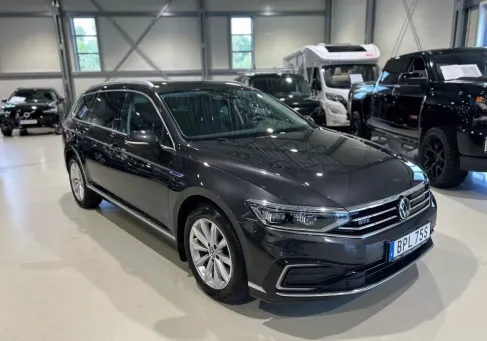 Volkswagen Passat Variant, 2023