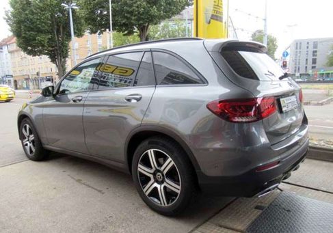 Mercedes-Benz GLC 200, 2020 3