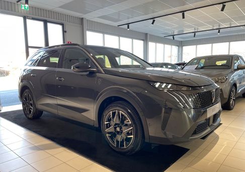 Peugeot 5008, 2025