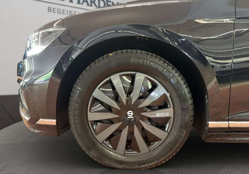Volkswagen Passat, 2023