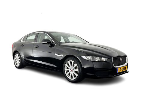 Jaguar XE, 2016