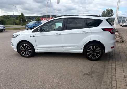Ford Kuga, 2019