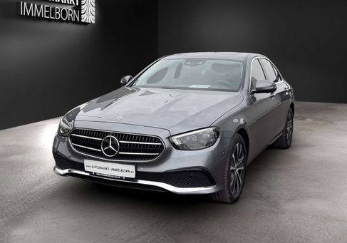 Mercedes-Benz E 300, 2020 3